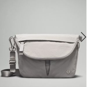 Lululemon Festival Bag 🎒